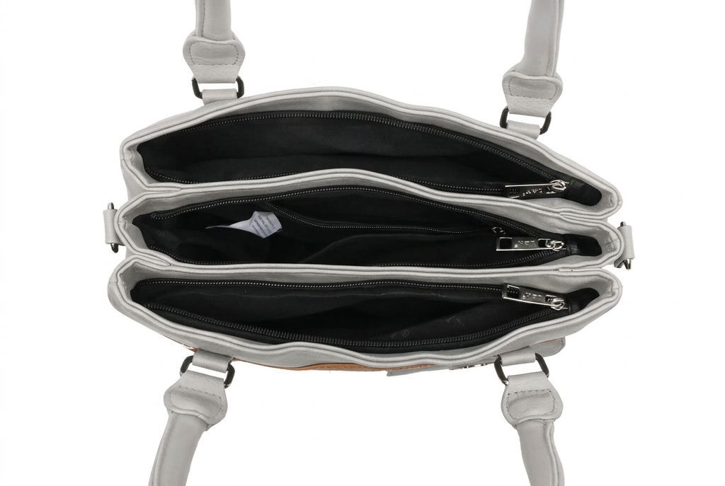 Grey compartment photo edited from the correct original